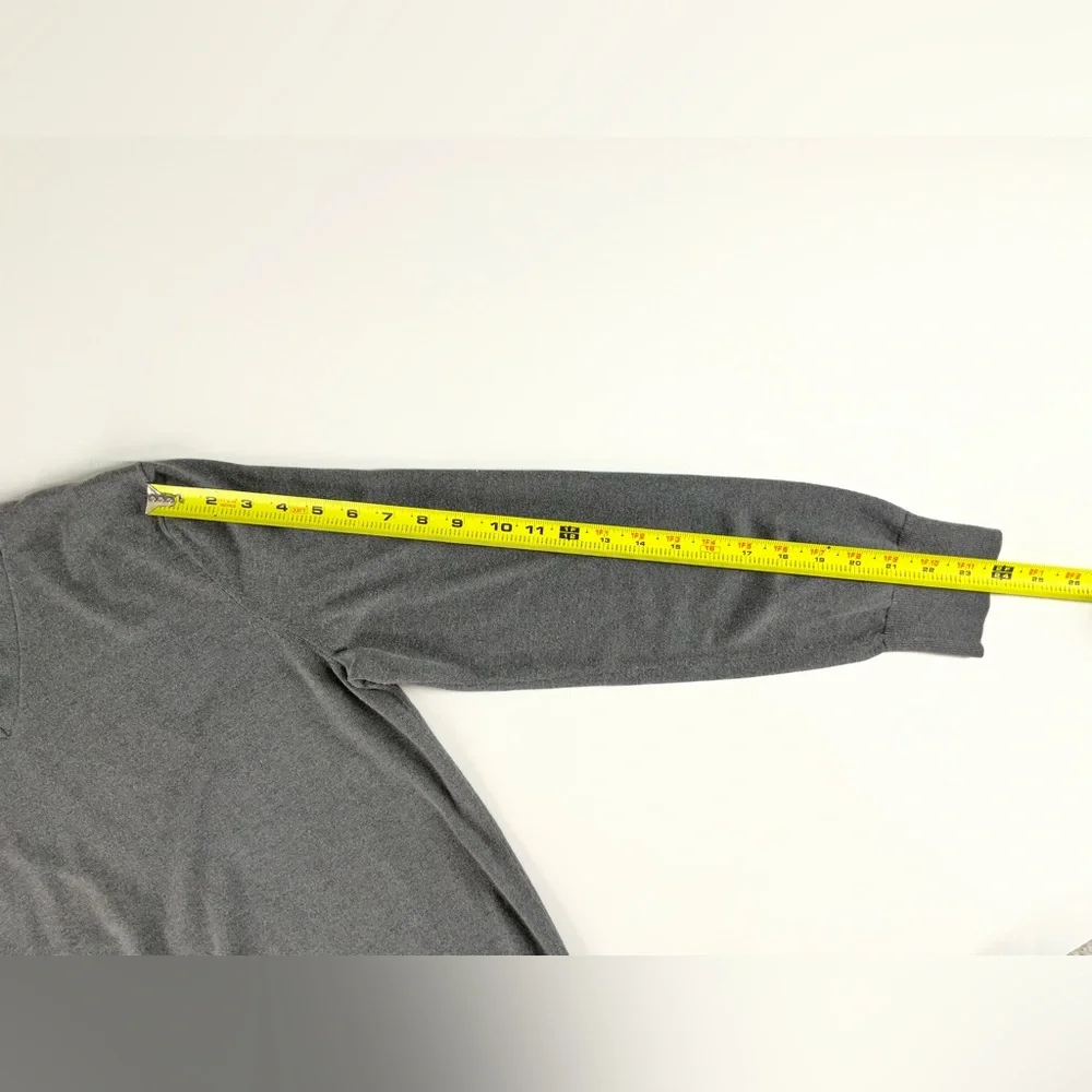 Banana Republic Luxury Blend Silk Cotton Cashmere Gray V-Neck Sweater Mens Large